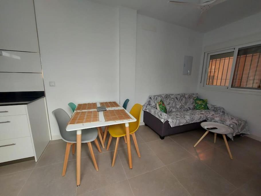 Casa De La Abuela Apartment มาลากา ภายนอก รูปภาพ